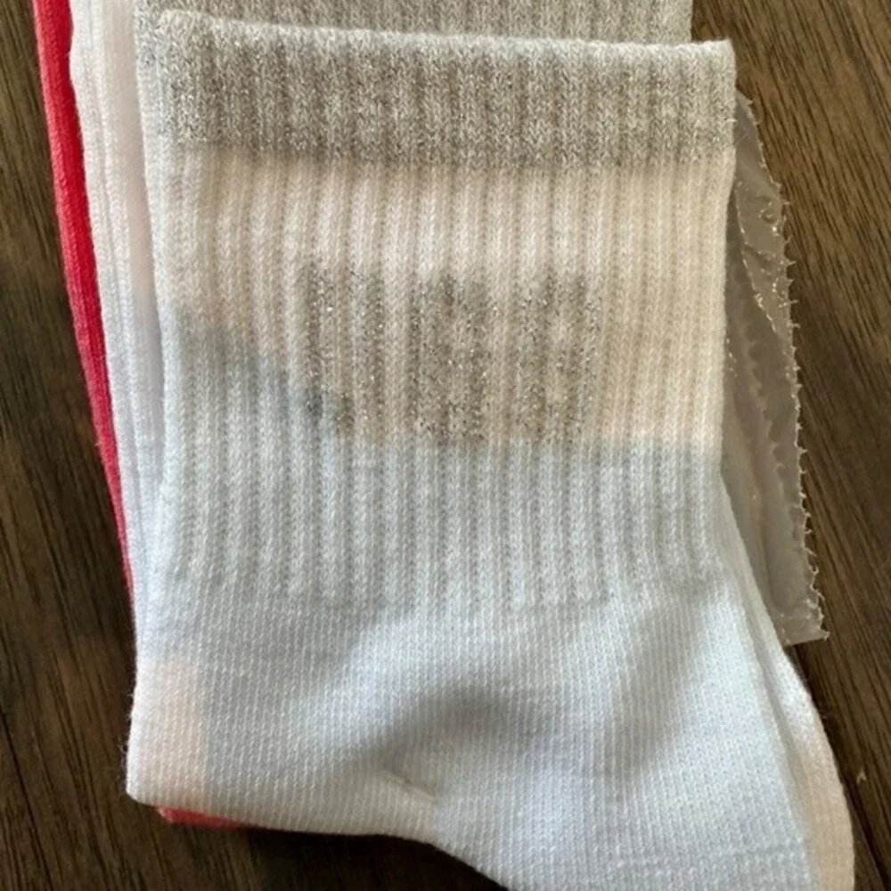 NWT UGG Pink & White Glitter Logo Crew Socks - 2 Pair - One Size
